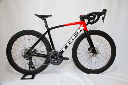 【認定中古車】TREK Emonda SL 6 Disc Trek Black/Radioactive Red 52サイズ